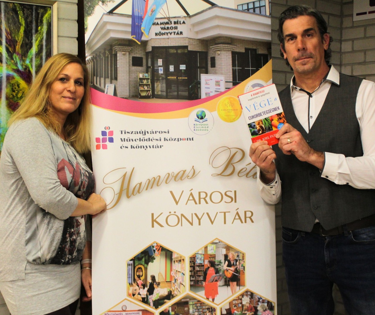 Hévízi Dóra és Hévízi Ákos a könyvet ajánlja