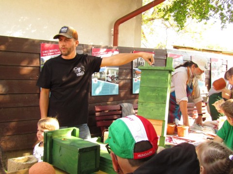 Lenner Ádám előadása a fecskék és a denevérek védelméről