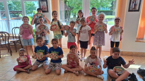 Saját névtáblát készítettünk