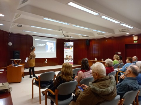 Luczai Gabriella előadása a függőségekről és azok kiegészítő kezeléséről
