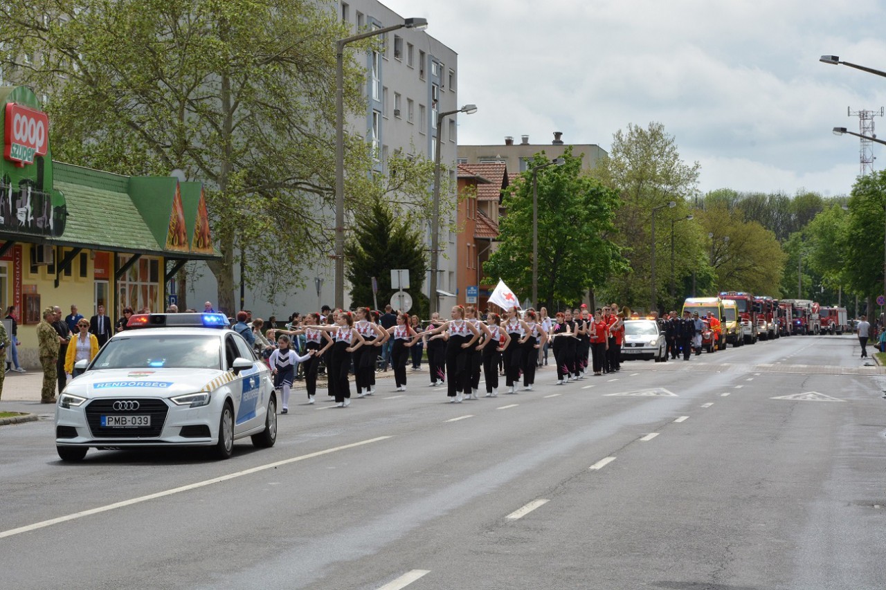 A biztonság napja, összegyűjtött fotók az előző évekből