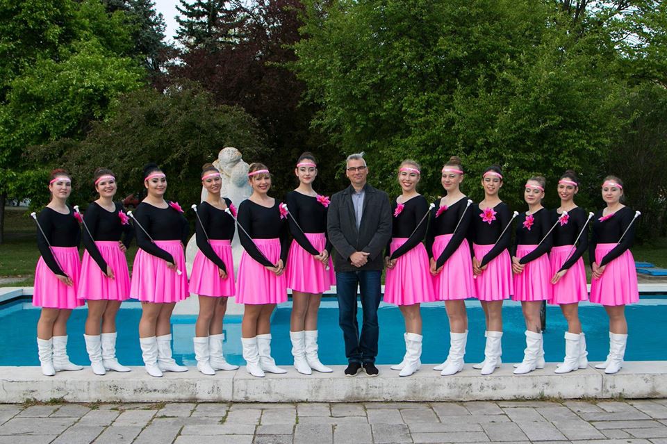 Tiszaújvárosi Derkovits Majorette Csoport képes összeállítás