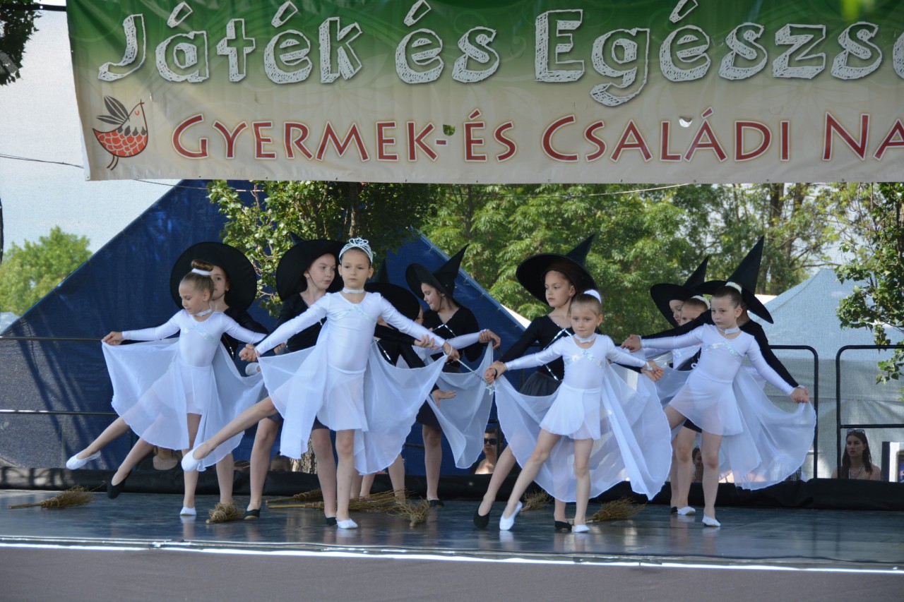 Gyerek fellépés
