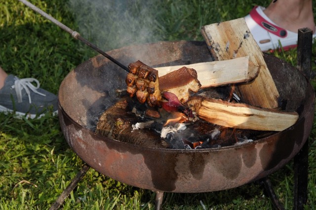 Nyárs party - szalonnasütés