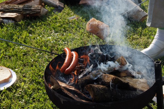 Nyárs party - szalonnasütés