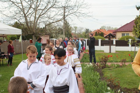 A fellépők bevonulása
