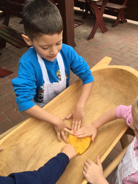 Múzeumpedagógiai foglalkozás óvodásoknak a tájházban