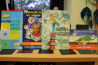 Kihelyezett könyvajánló a gyermekkönyvtárban