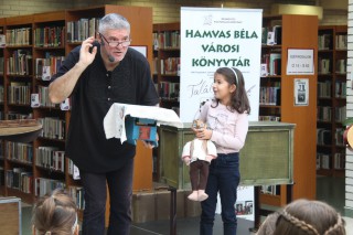 CSALÁDI MESEDÉLELŐTT. terülj, terülj asztalka - interaktív bábjáték gyerekeknek