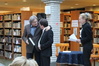 KÖNYVES VASÁRNAP. Iskolai csalafintaságok. A Szabad Ötletek Színházának irodalmi estje