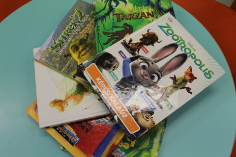 Kihelyezett könyvajánló a gyermekkönyvtárban