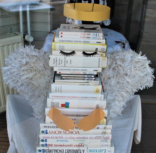 Advent és karácsony a könyvtárban