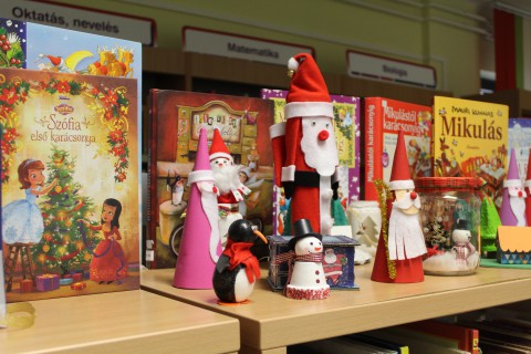 Advent és karácsony a könyvtárban