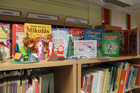 Advent és karácsony a könyvtárban